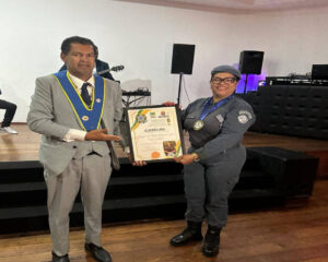 Romildo dos Santos homenageia o Batalhão de Polícia,  em São Paulo